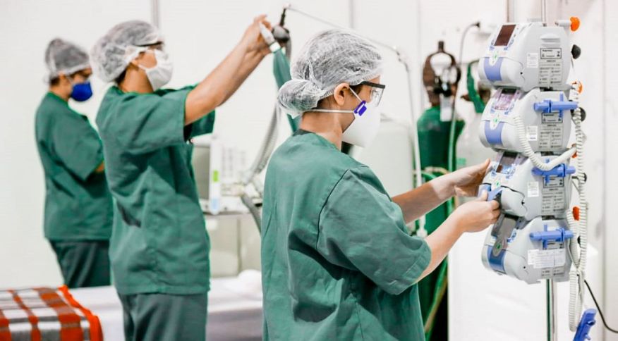 Por aumento de casos de Covid, servidores da Saúde têm férias e licenças suspensas