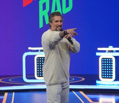 Marcos Mion rebate fala de padre Júlio Lancellotti sobre tênis de R$ 80 mil