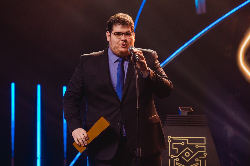 Quem é Casimiro? O influenciador que faz sucesso em transmissões na Internet
