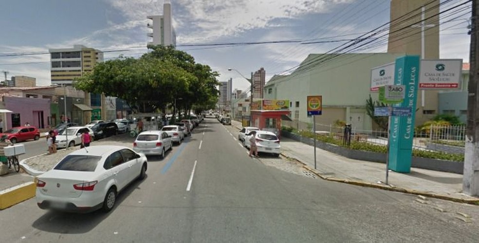 STTU autoriza estacionamento ao lado de canteiros centrais próximos a unidades de saúde em Natal
