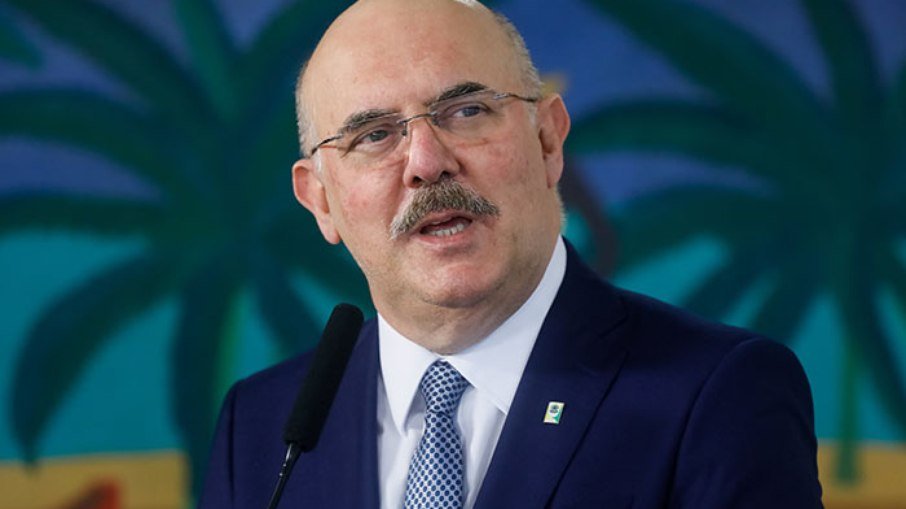 PGR denuncia ministro Milton Ribeiro, da Educação, ao STF por crime de homofobia