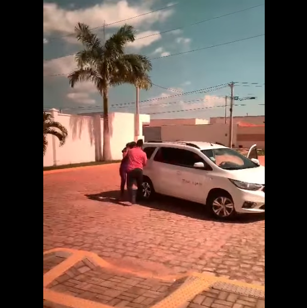 VÍDEO:Funcionário público do interior do RN é flagrado agredindo mulher
