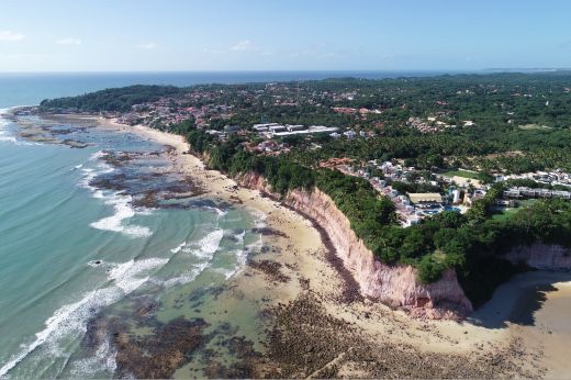Pesquisa alerta para riscos de deslizamentos em falésias no litoral do RN