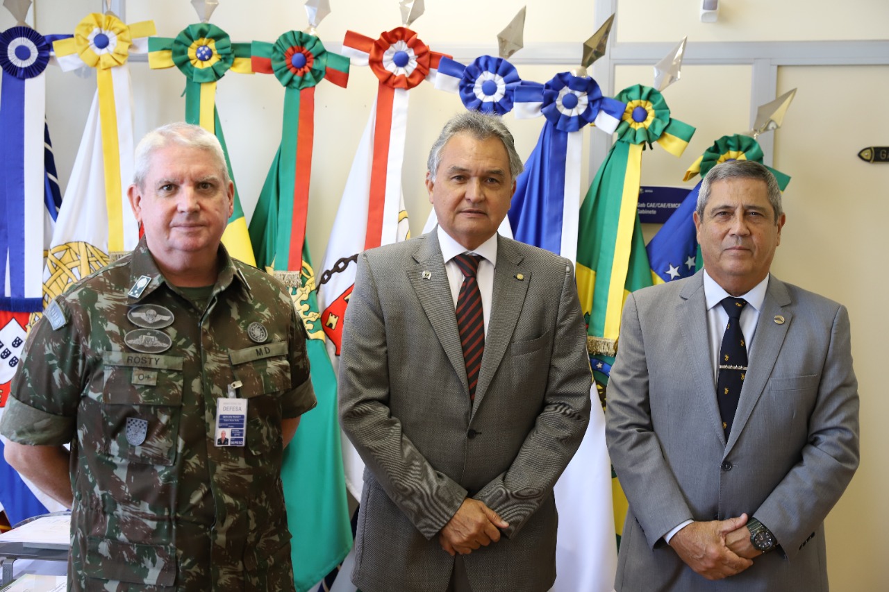 Ministério da Defesa estuda criação de colégio militar em Natal