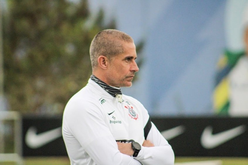 Corinthians demite técnico após derrota em casa para o Santos