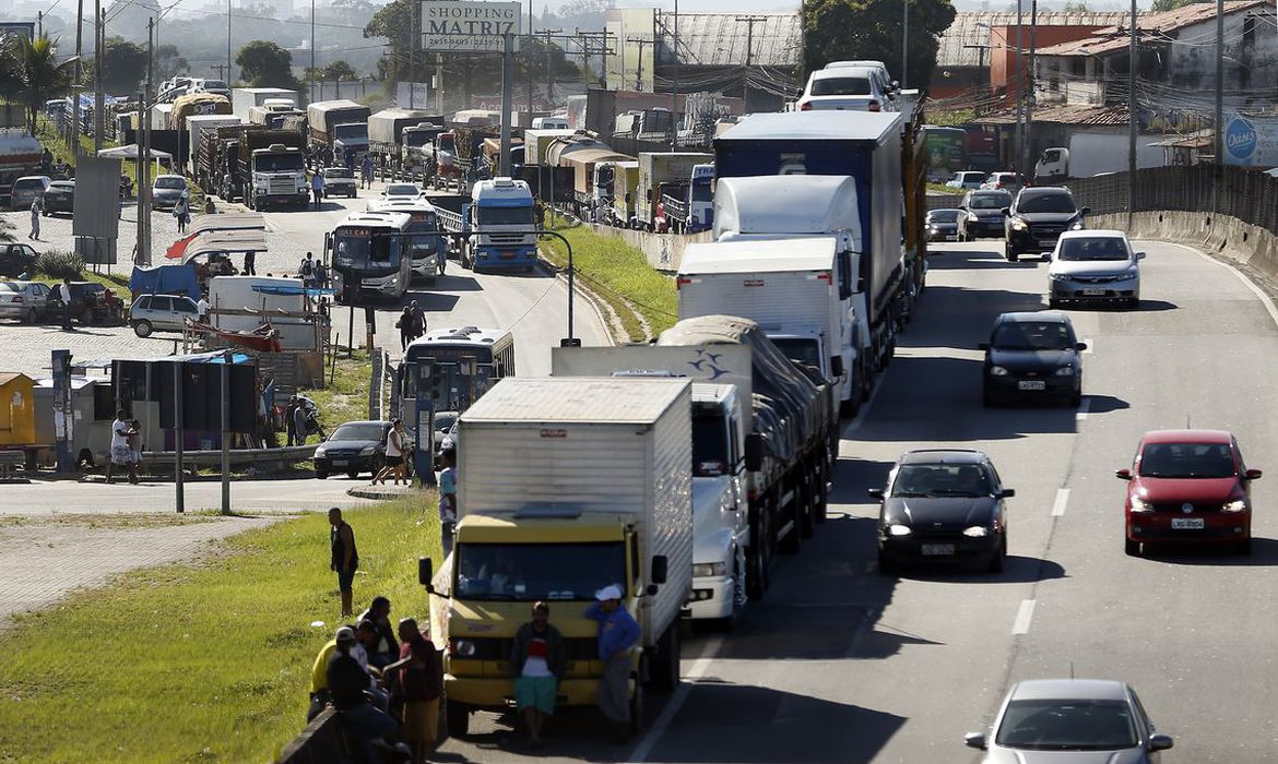 Caixa lança linha de antecipação de frete para caminhoneiros