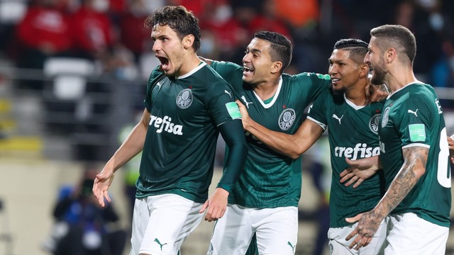 Dudu brilha com gol e assistência, Palmeiras vence e vai à final do Mundial