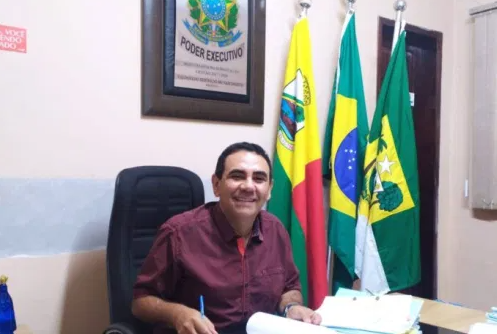 Prefeito de Ipanguaçu anuncia que vai pagar reajuste de 33,24%  do piso dos  professores