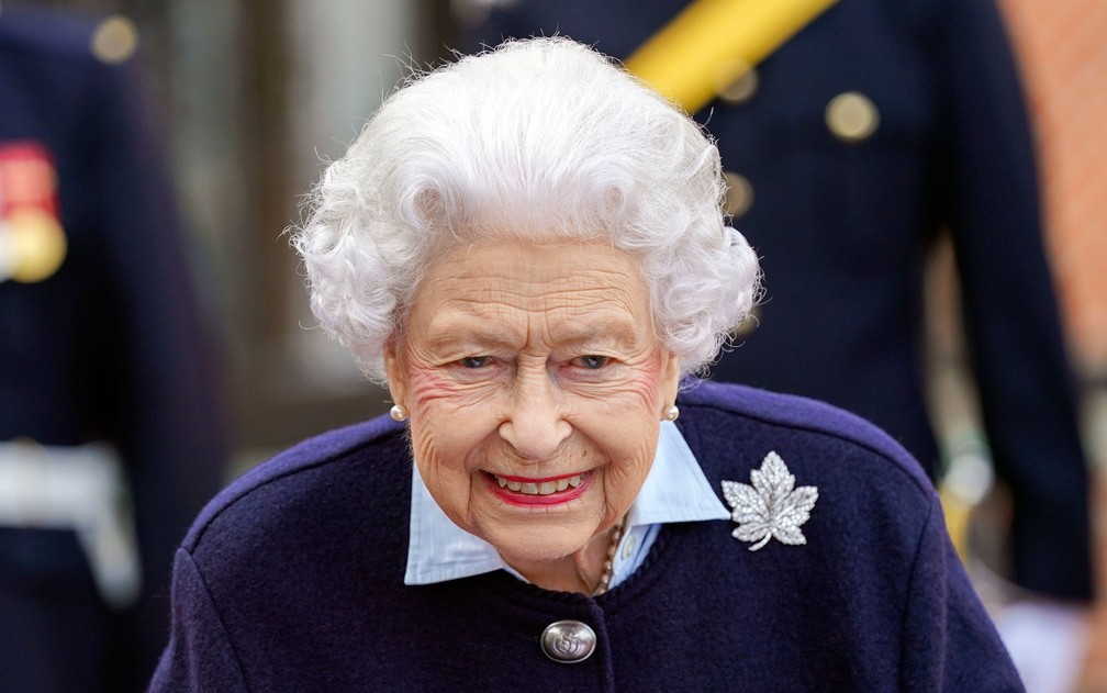 Aos 95 anos, Rainha Elizabeth II testa positivo para a Covid-19