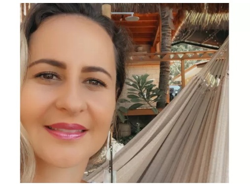 Mulher morre enquanto se balançava em rede