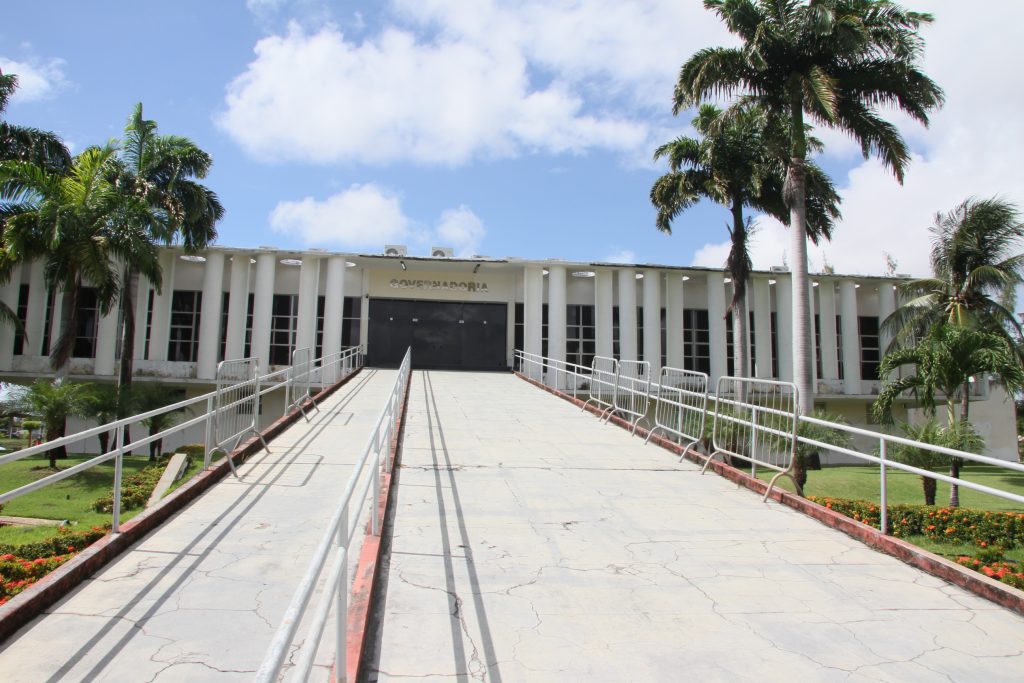 Fátima concede 15% de recomposição salarial a servidores
