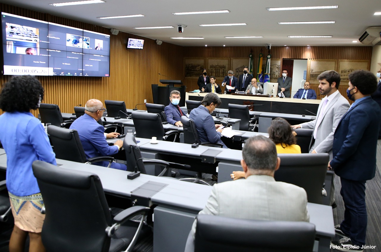 Câmara de Natal poderá abrir comissão especial de inquérito nas contas da STTU e Urbana