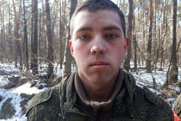 Com apenas 19 anos, soldado russo capturado na Ucrânia causa comoção na internet