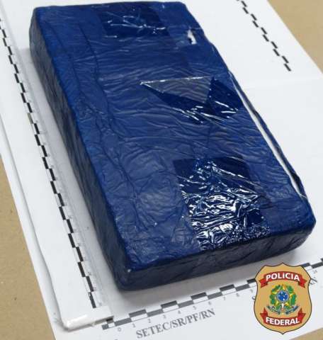 Homem é preso pela PF no aeroporto Aluízio Alves com cocaína