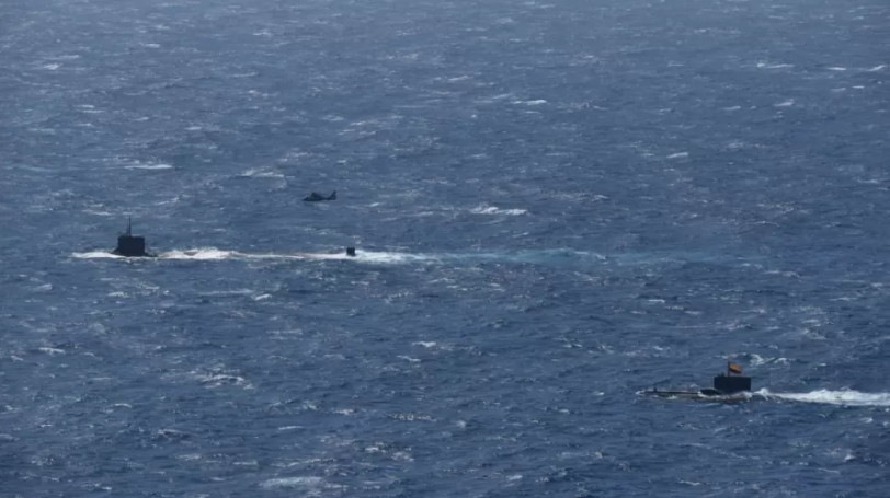 Submarino nuclear dos EUA faz manobras militares no mar da Colômbia