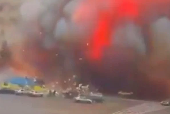 VÍDEO: Prédio do governo é atingido na segunda maior cidade da Ucrânia