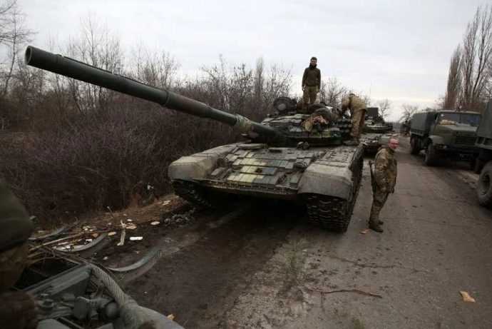 Rússia avisa que vai atacar capital da Ucrânia e pede saída de moradores