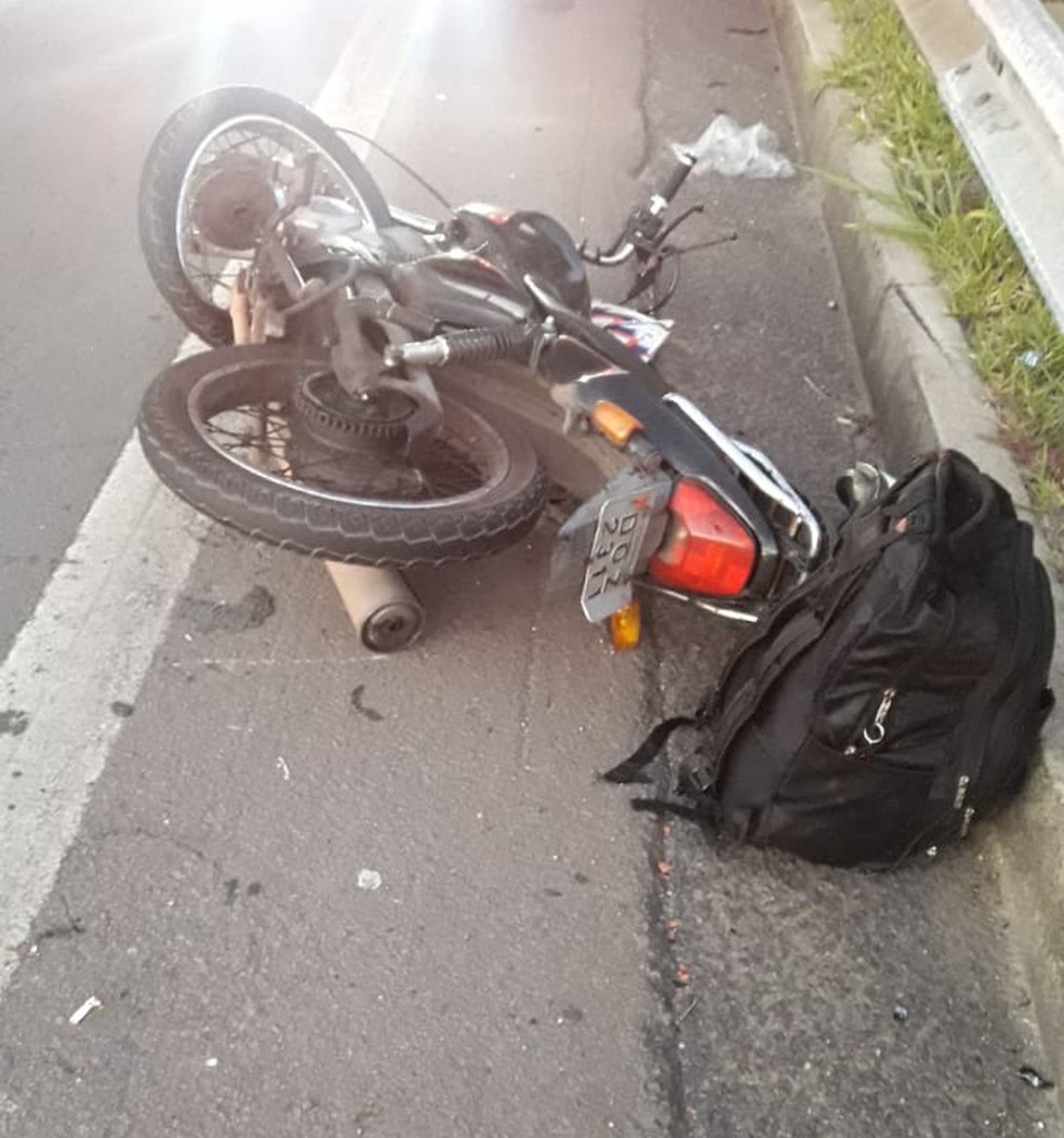 Motociclista morre após cair e bater a cabeça em meio-fio no interior do RN