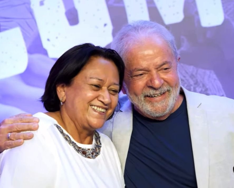 Fátima aproveita tempo na agenda e encontra-se com Lula em SP