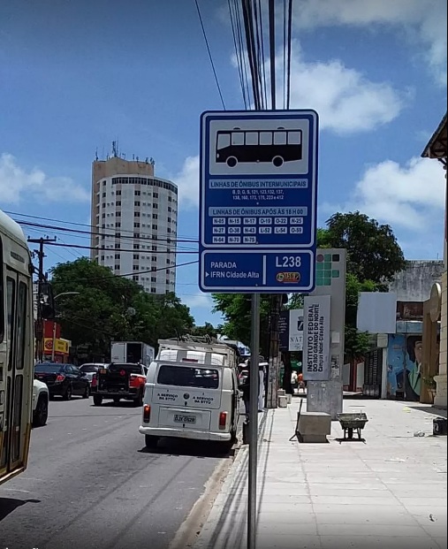 Paradas de ônibus de bairro em Natal têm mudanças de linhas a partir de hoje