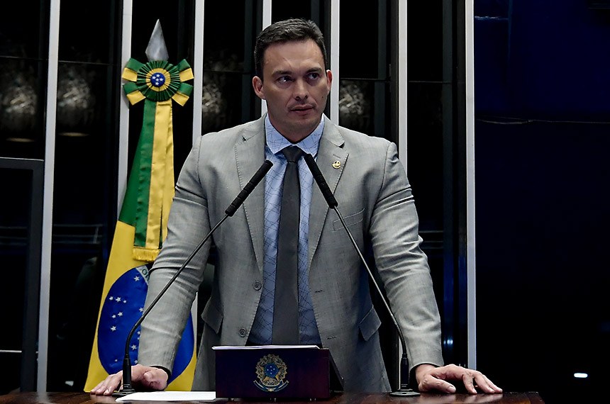 Senador Styvenson defende castração química do deputado Arthur do Val; veja vídeo