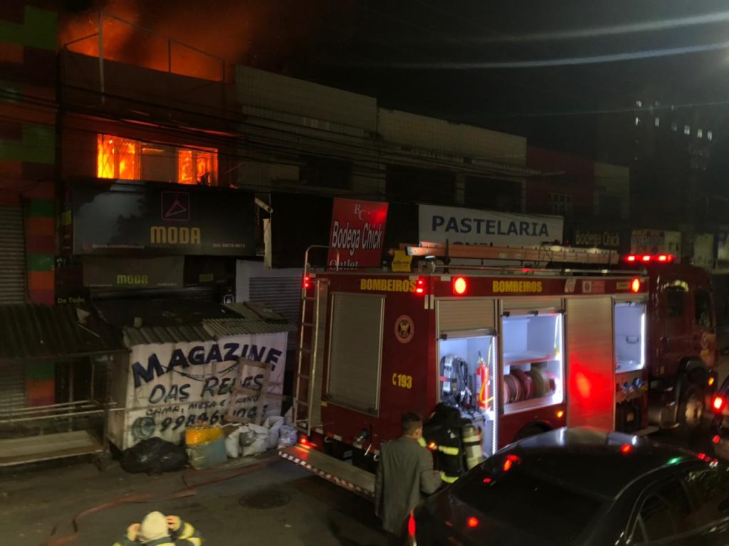 VÍDEO: Incêndio atinge  loja em Natal