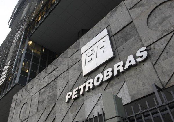 Acidente na Bahia mata uma pessoa e fere 12 funcionários da Petrobras