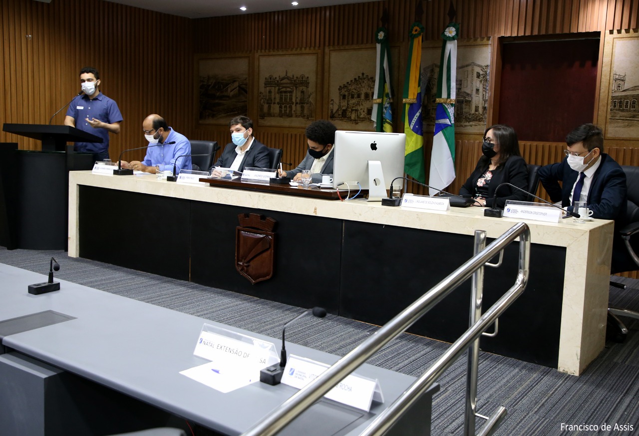Frente Parlamentar em Defesa da Gestão Pública retoma atividades na Câmara