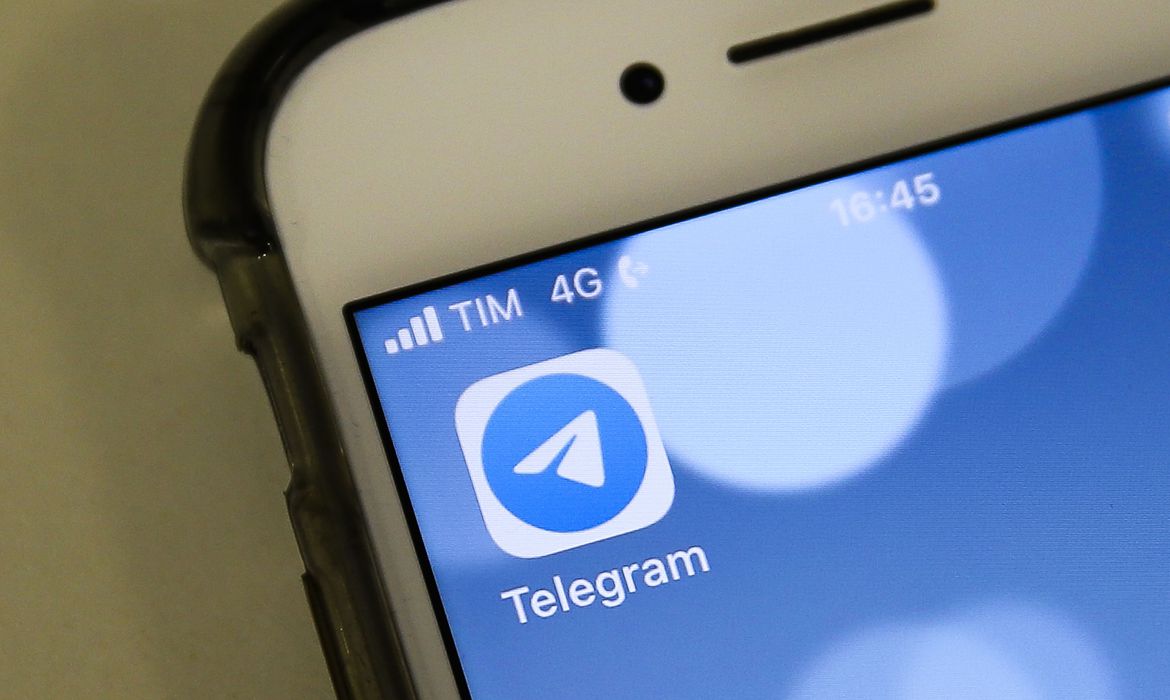 Fundador do Telegram alega problema no e-mail e pede a Moraes que adie bloqueio