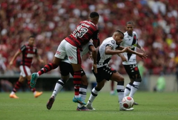 Record dá banho de audiência na Globo com Fla x Vasco