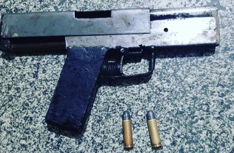 Suspeita de integrar facção criminosa é presa com arma de fabricação caseira no RN