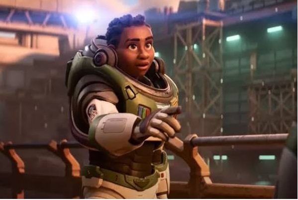 Deputado detona beijo gay em filme da Disney: “Não é natural”