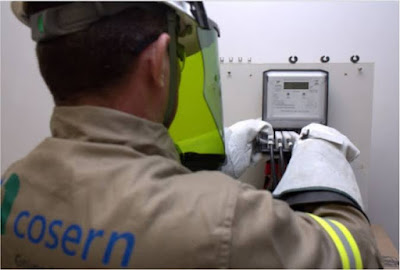 Equipe da Cosern é alvejada por tiros enquanto cortava energia elétrica de estabelecimento em Natal