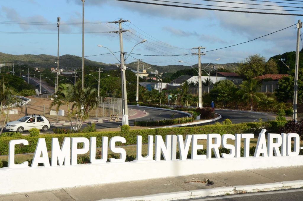 UFRN retoma aulas presenciais com exigência do passaporte vacinal e restaurante fechado