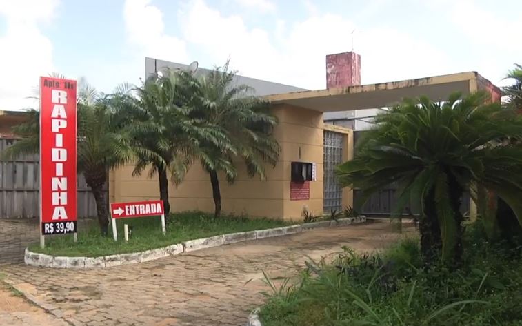Bandidos se passam por clientes, comem e bebem à vontade e fazem arrastão em motel na Zona Sul