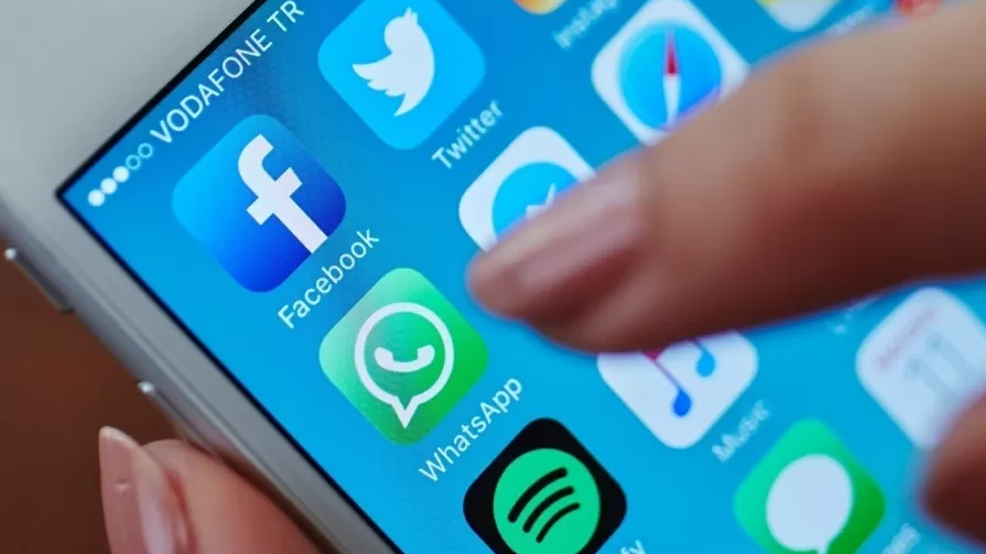 Saiba como recuperar mensagens e conversas apagadas no WhatsApp