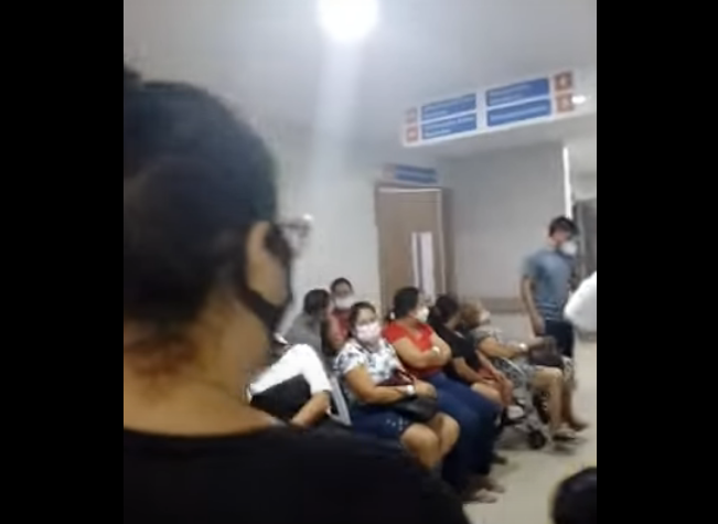 VÍDEO: Em hospital de Natal pacientes aguardam atendimento no chão por causa da lotação
