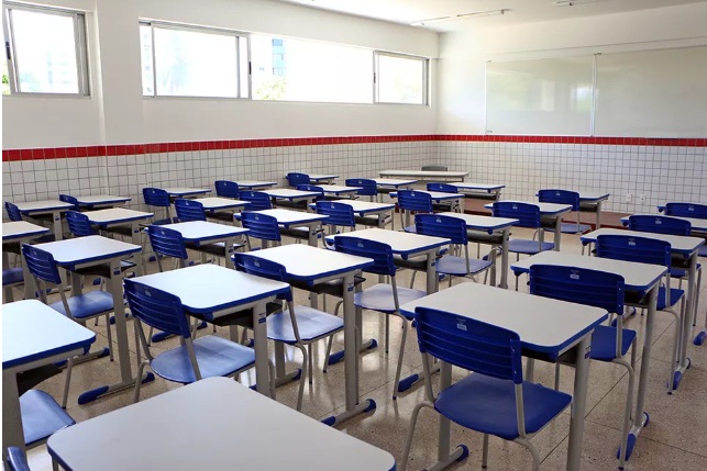 Prefeitura de Natal vai à Justiça pedir ilegalidade da greve dos professores