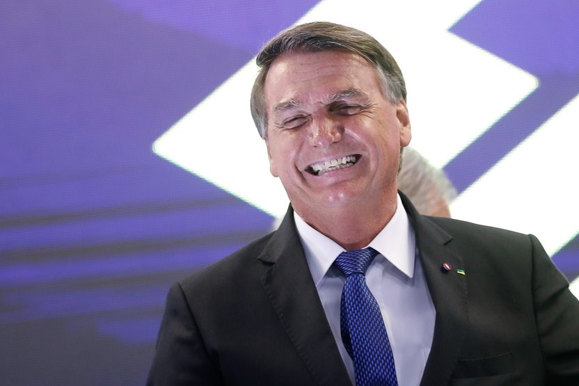 Bolsonaro diz que indulto é constitucional e será cumprido: “Assunto pacificado”