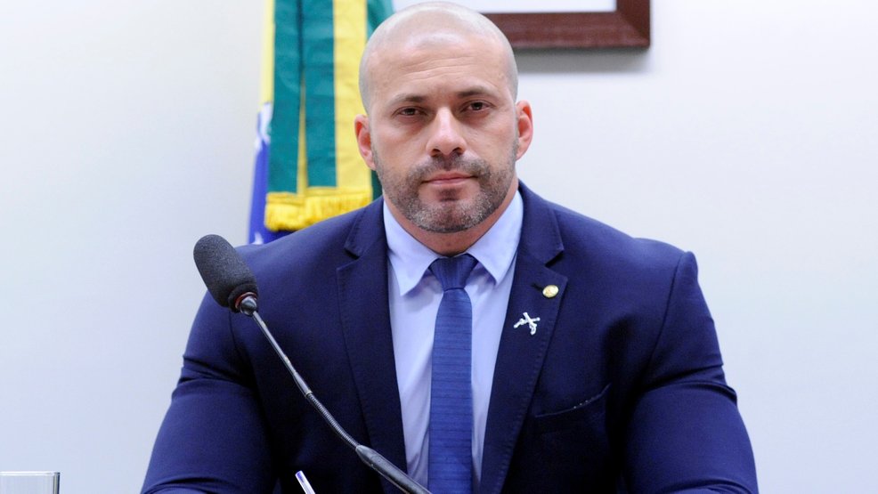 Oposição vai ao STF contra indulto de Daniel Silveira