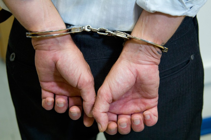 Ladrões que roubaram apartamento no Tirol pegam 13 anos de prisão