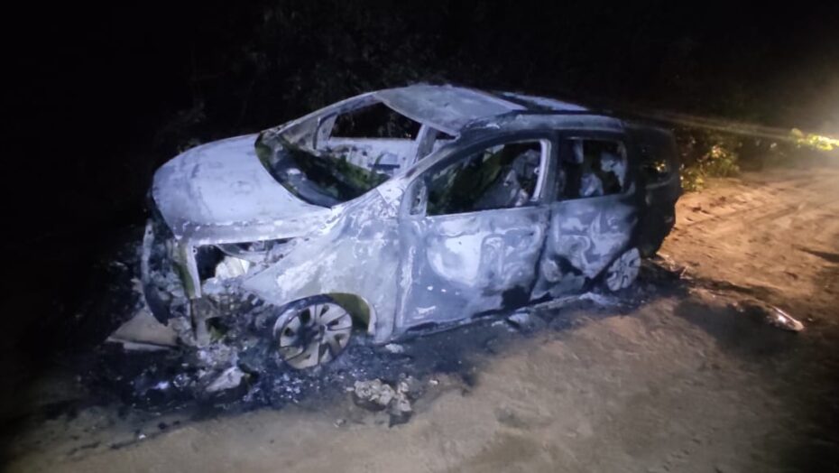 Polícia encontra corpo dentro de carro incendiado na Grande Natal