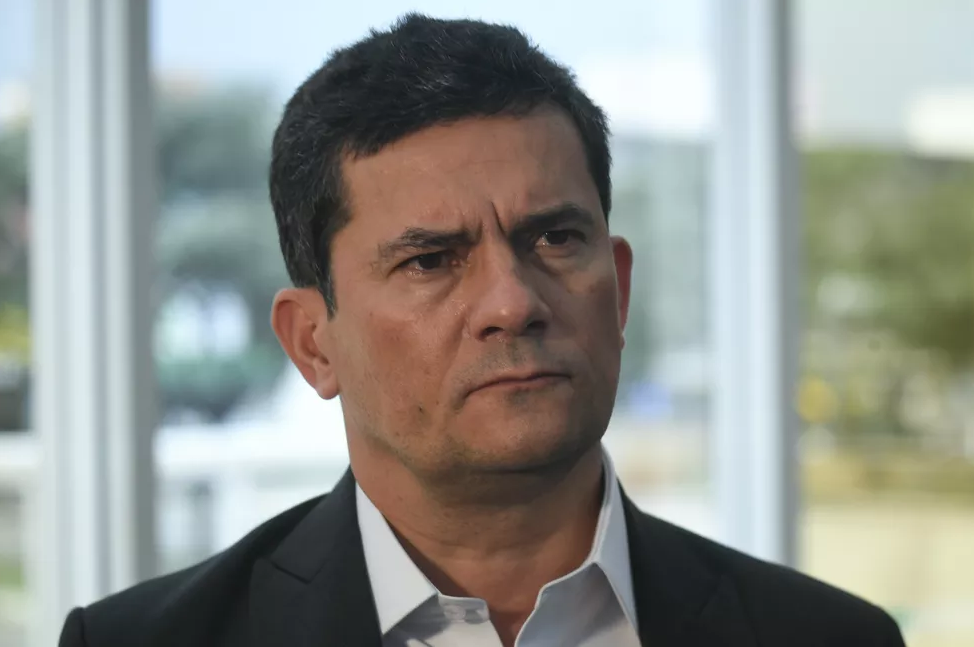 Punição a Daniel Silveira foi 'excessiva', e Bolsonaro poderia ter dado 'indulto parcial', diz Moro