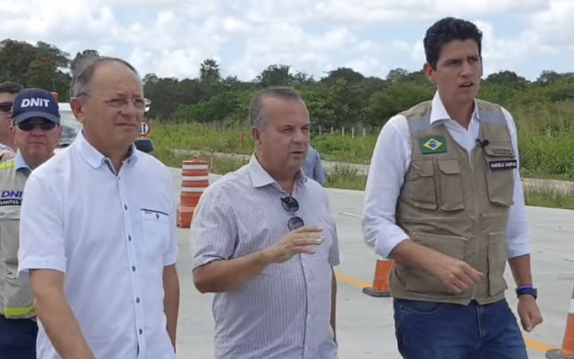 Com presenças de Fábio Dantas e Rogério Marinho, ministro inaugura primeiro trecho da Reta Tabajara