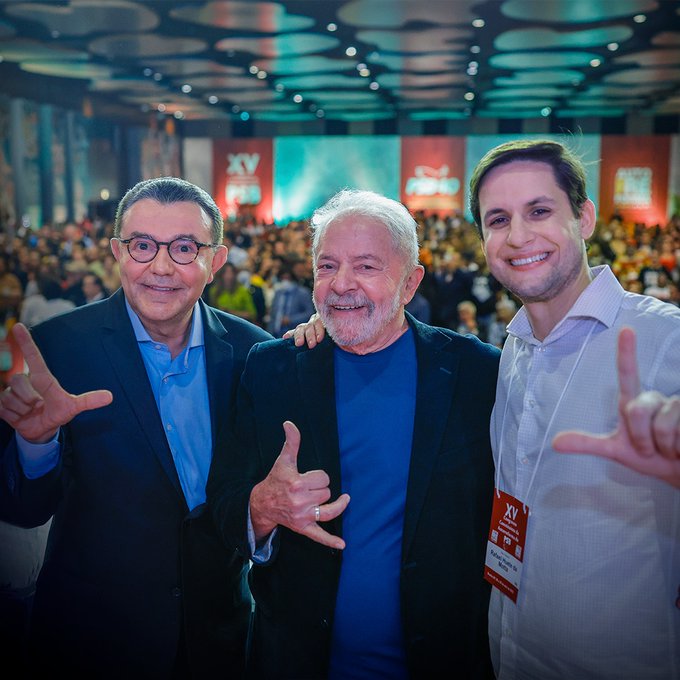 Pré-candidato ao Senado, Rafael Motta posta foto com Lula: "Quem aí nos acompanha?"