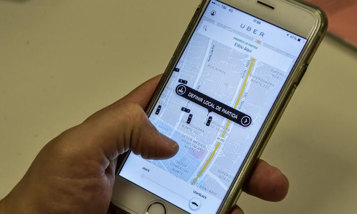 Motoristas do Rio Grande do Norte vão à Justiça contra a plataforma Uber