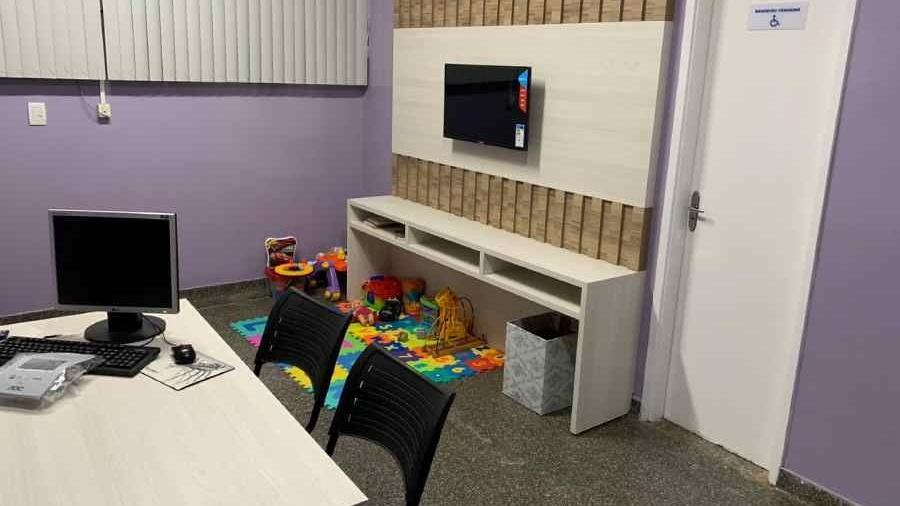 Presos ligam para polícia para denunciar estupro dentro da delegacia em MS