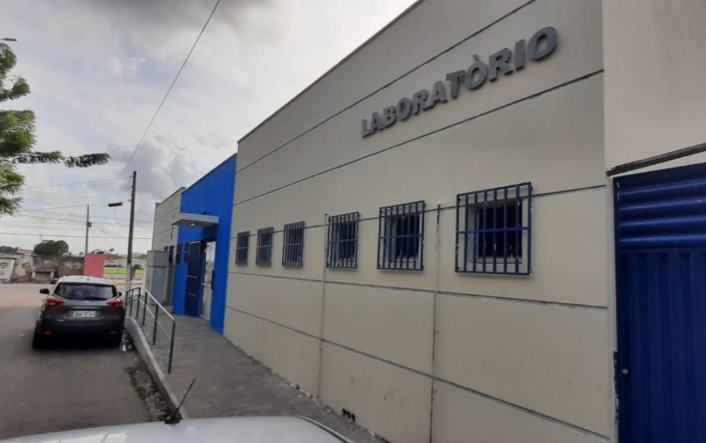 Bandidos arrombam laboratório público e furtam 8 computadores na Grande Natal