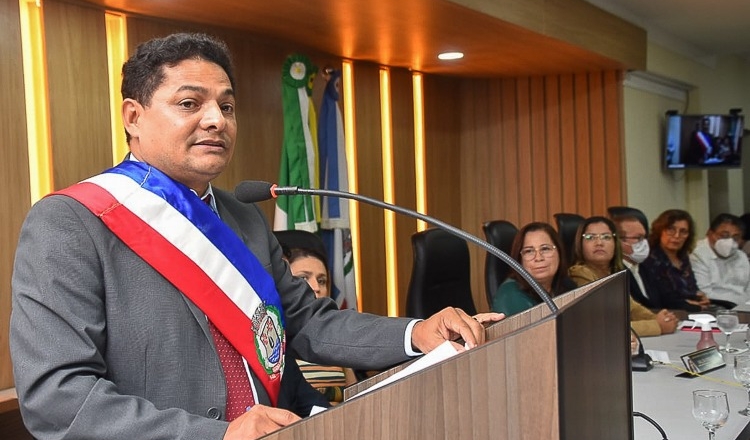 Homem se passa por assessor do novo prefeito de São Gonçalo e espalha fake news sobre troca de secretariado
