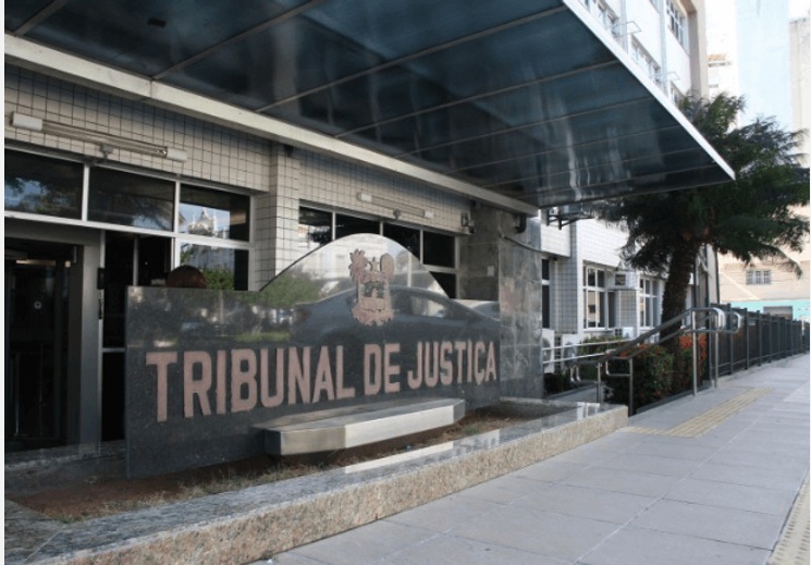 Justiça condena comerciante e determina tratamento psiquiátrico a PMs por extorsão e sequestro em Natal